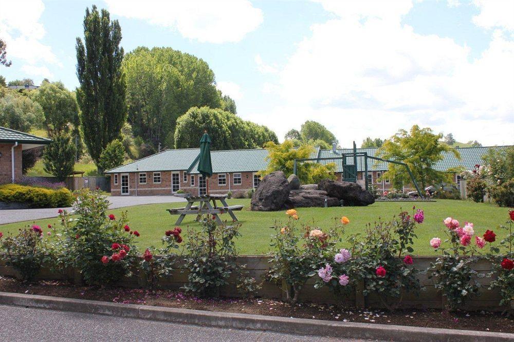 Aspen Court Motel Taihape Ngoại thất bức ảnh